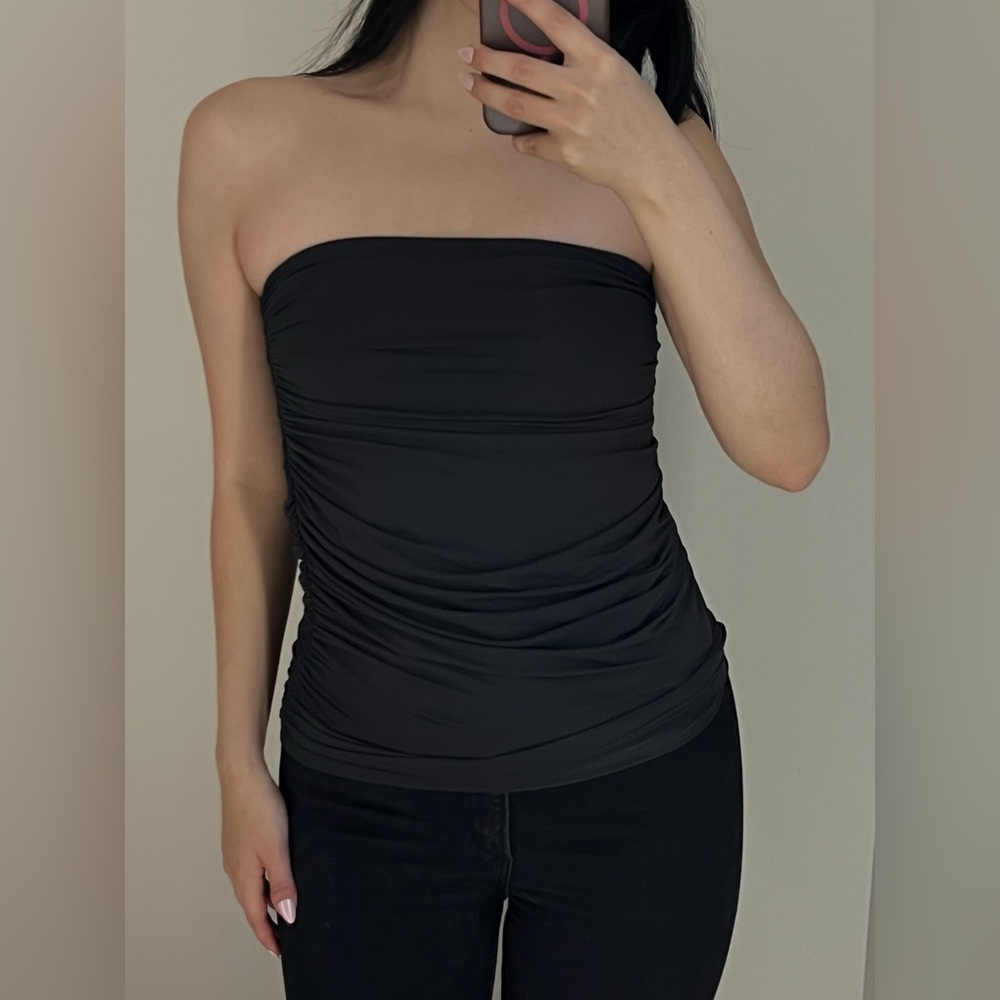 ABOUND NWT $30 black Strapless Ruched Top